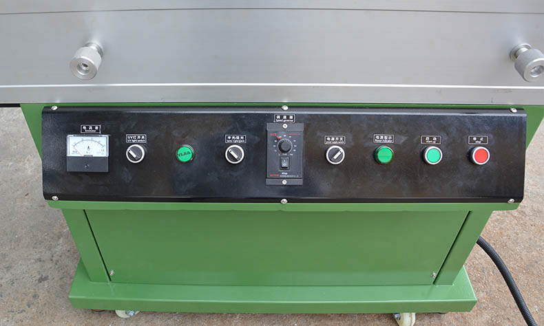 化妝瓶噴涂UV固化機.jpg 化妝瓶噴涂UV固化機.jpg